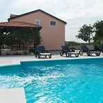 Villa Verbena Mala Cista