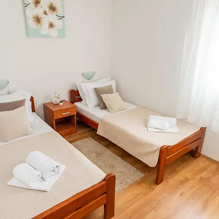 Βίλα Verbena Mala Cista