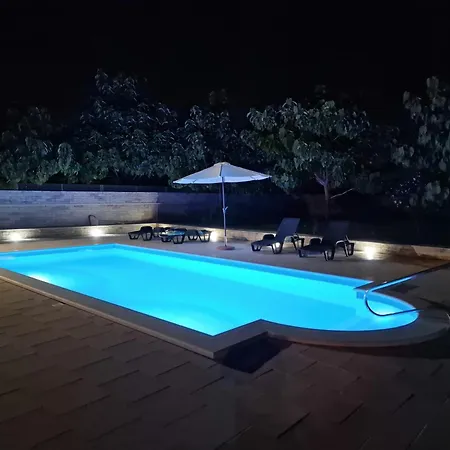 Verbena Villa *